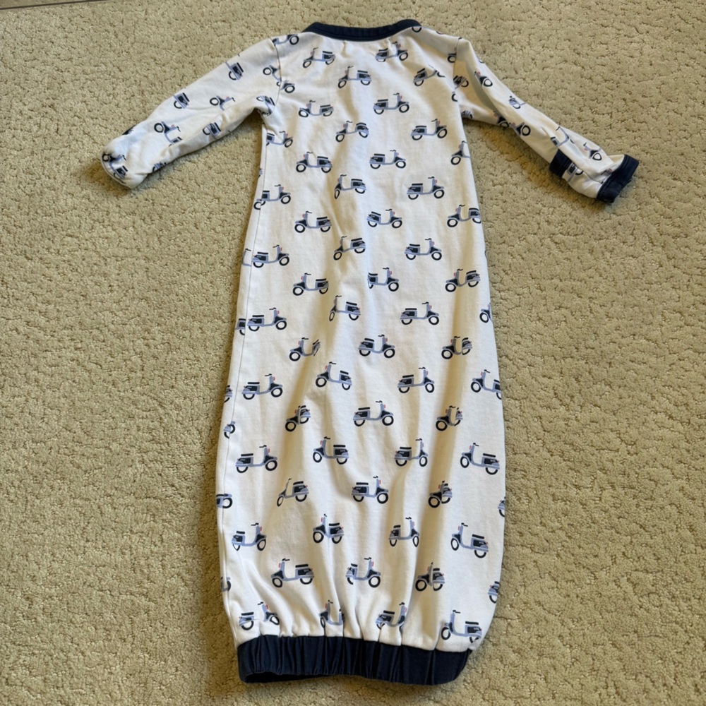 Monica + Andy Pajamas Sleep Gown with Bicycle Print Organic Cotton Hand Cuffs - Picture 5 of 5